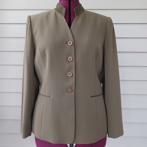 Kasper Stand Up Collar 4 Button Jacket Olive Size 12P Single Breast Pant Suit